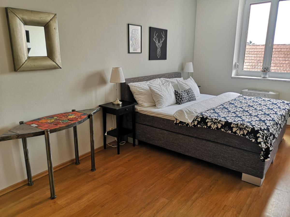 Apartmany Gulliver Mikulov Bagian luar foto