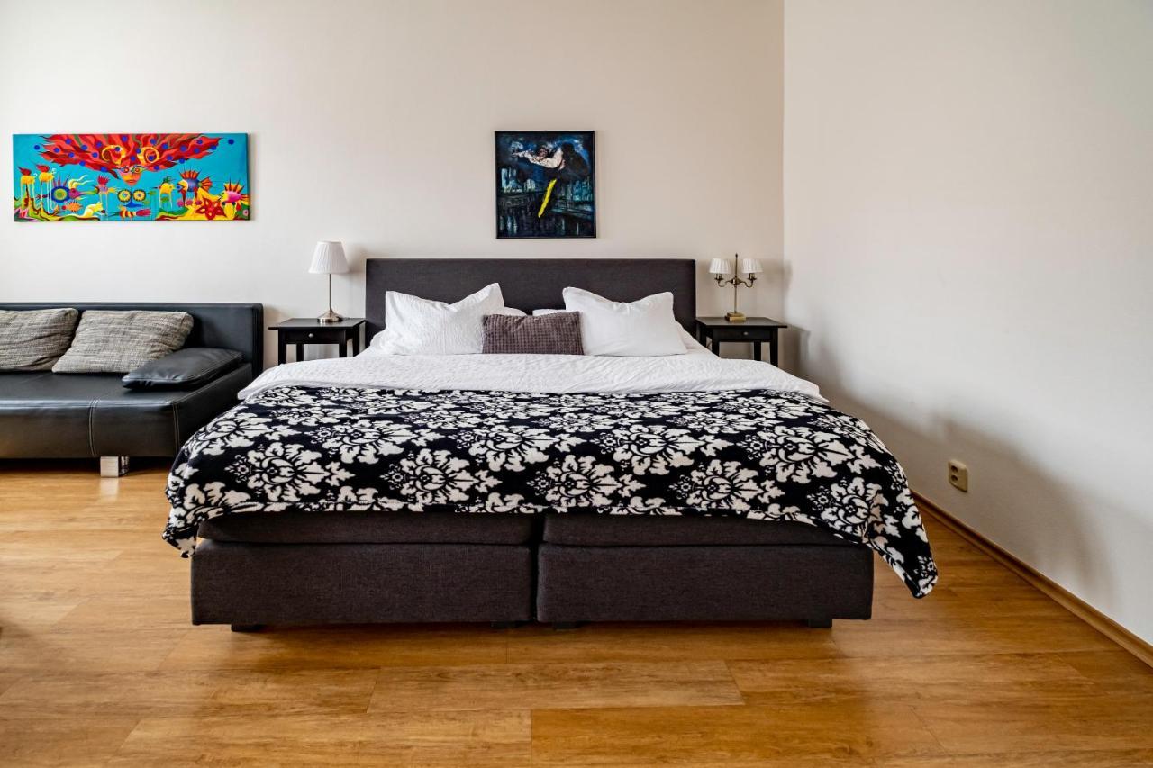 Apartmany Gulliver Mikulov Bagian luar foto