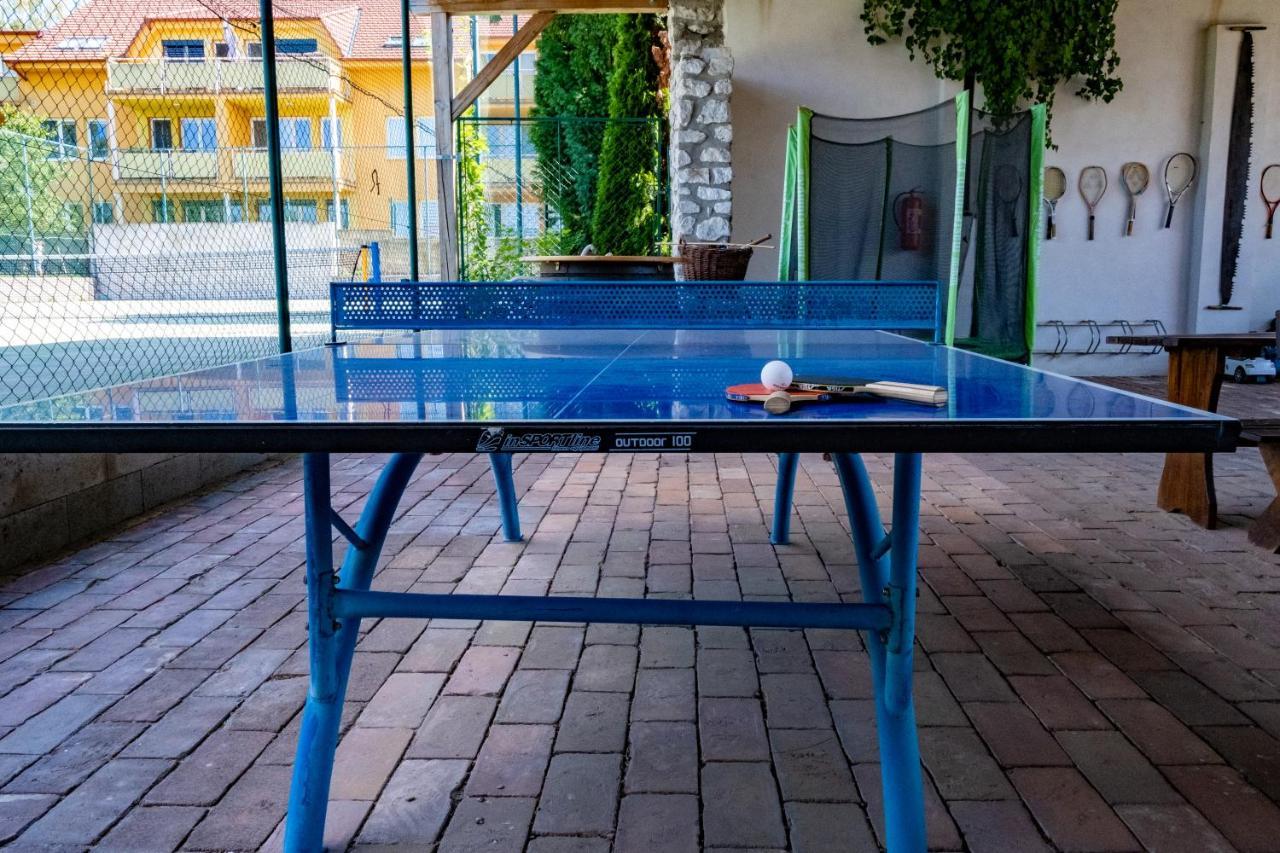 Apartmany Gulliver Mikulov Bagian luar foto