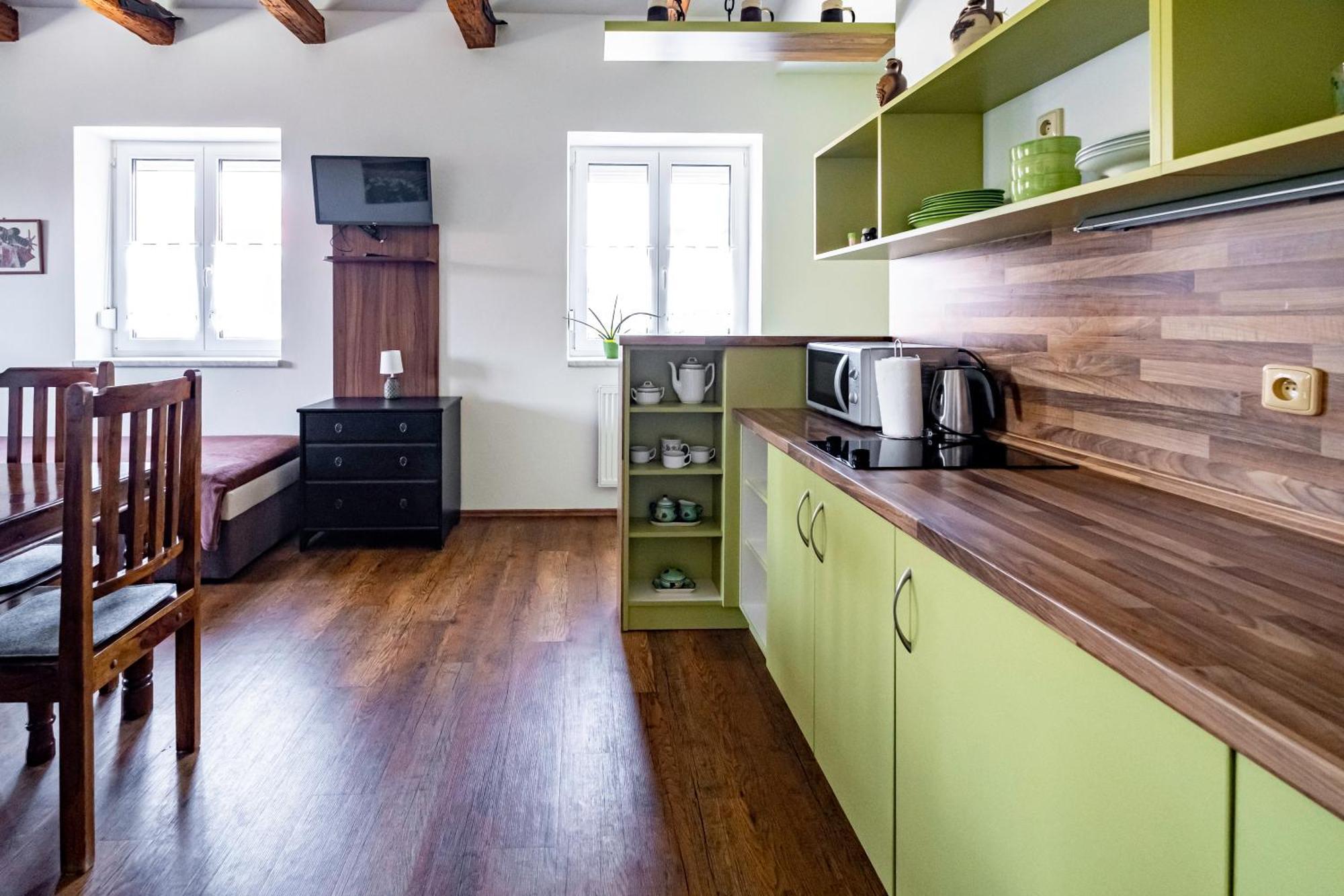 Apartmany Gulliver Mikulov Bagian luar foto